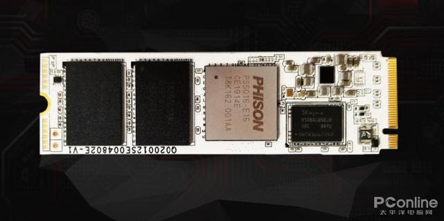 想试试PCIe 4.0硬盘超高速性能？这款不容错过