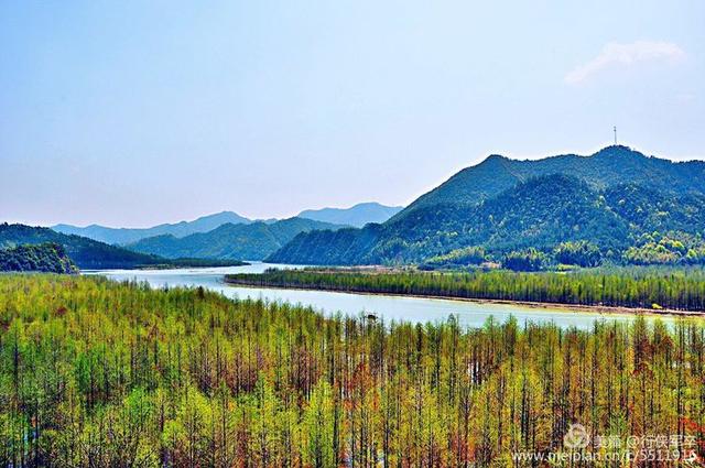 此路线既有桂林山水之美，又有云南石林之奇，还有318之险