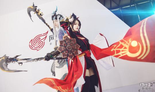 ChinaJoy2020最全的漂亮小姐姐图集：可甜可御，还有制服COS