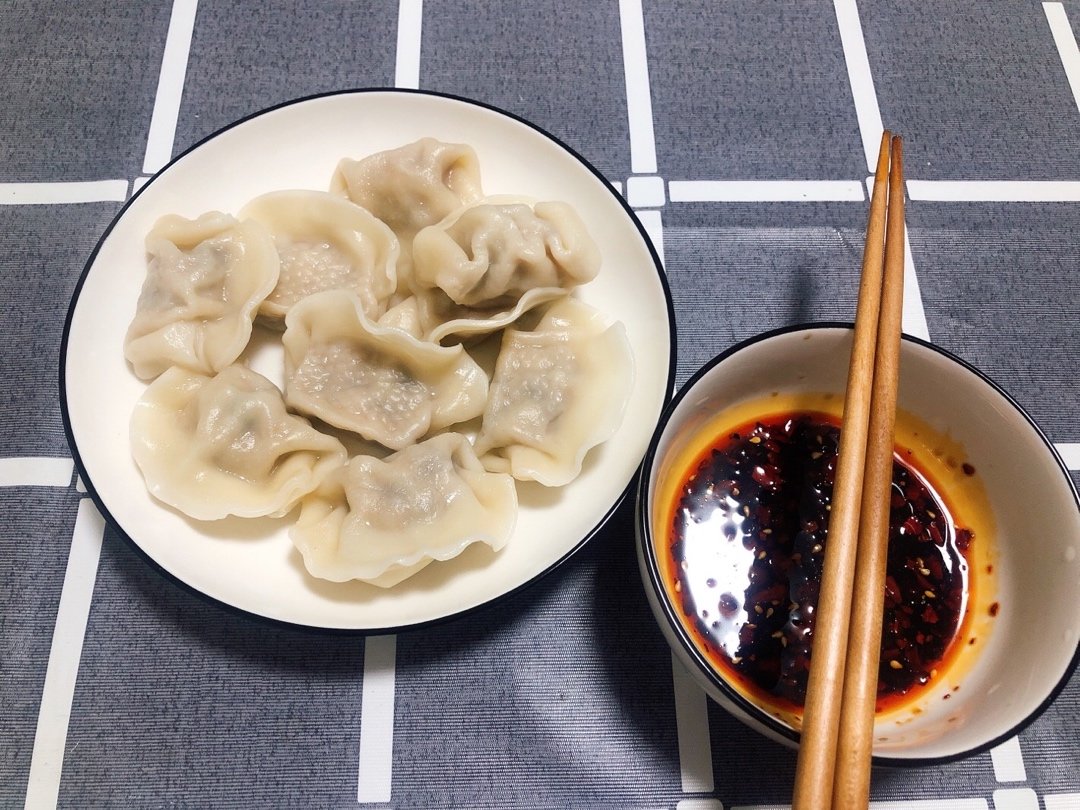 饺子醋汁怎么调才好吃？教你5款秘制调法，鲜香美味，越吃越过瘾